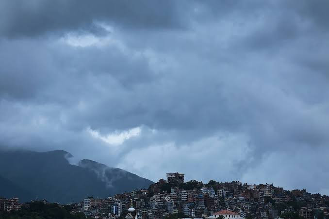 आजको मौसम : हिमाली र पहाडी भेगमा मेघगर्जनसहित वर्षा र हिमपातको सम्भावना